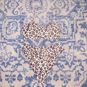 Moving SALE 🚚 5/$5 leopard print bikini
